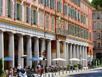 Photoshoot Experience at Place Massena in Nice