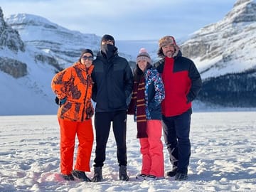 Lake Louise, Emerald Lake & Peyto Lake Day Tour from Calgary