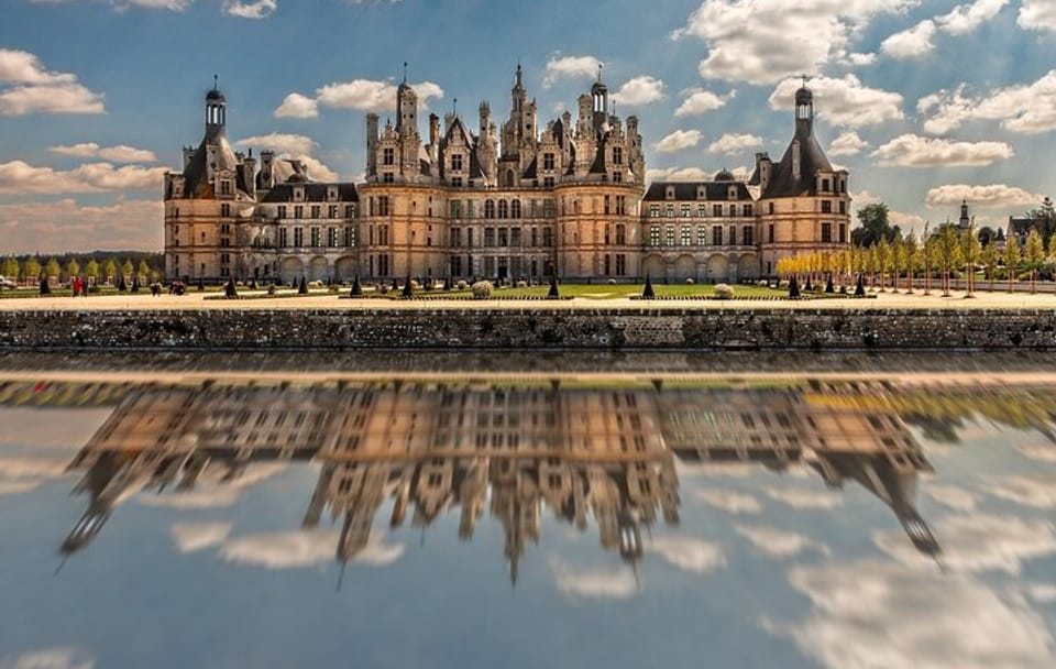 VIP Day Tour of Chambord, Chenonceaux, and Amboise from Paris