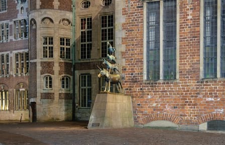 Guided Walking Tour of Bremen's History and Landmarks