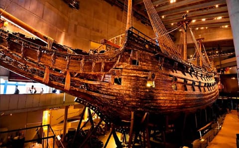 Guided Walking Tour of the Vasa Museum in Stockholm