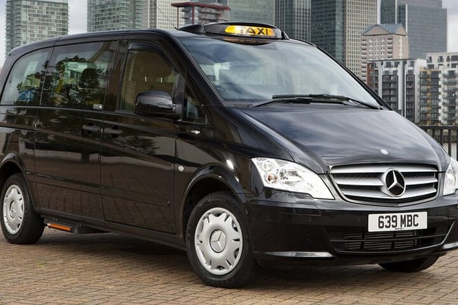 Private Transfer One-Way London City to Heathrow Airport  5