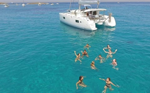 Athens Luxury Catamaran Cruise with Greek Meal & Drinks