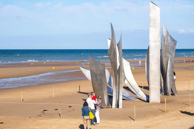 Private Normandy Tour from Paris: D-Day Beaches and Local charms