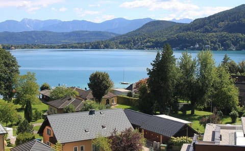 Private Walking Tour of Klagenfurt's Historic Landmarks