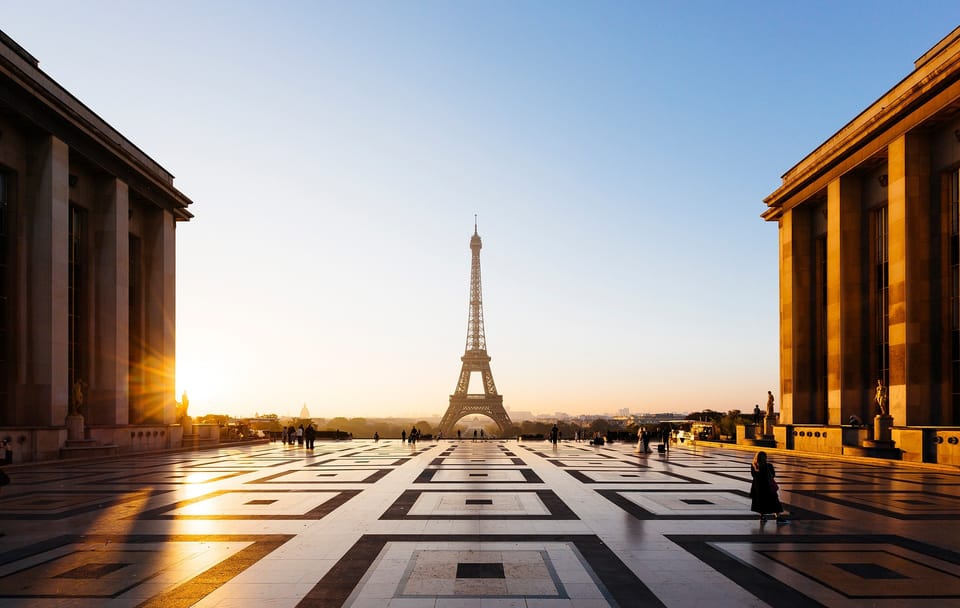 Paris and Nice Rail Tour: 6 Days of Culture and Relaxation