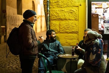 Private Walking Tour of Rome's Craft Beer Scene at Night