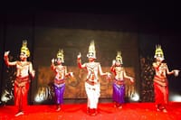 Apsara Dance Show with Dinner by Tuk-Tuk Roundtrip Transfer 10