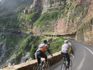 Cape Town Coastal Tour: Cape Point, Penguins, and Scenic Views