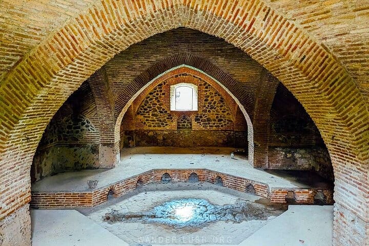 Yeralti-Hammam-inside-Abdulkhaliq Hammam