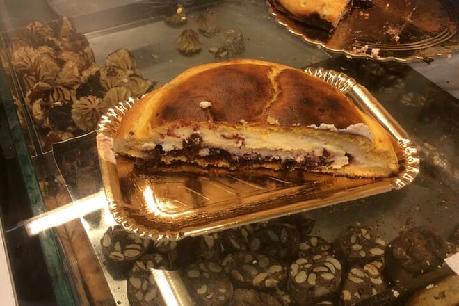 Private Jewish Ghetto Walk and The Influence in Roman Cuisine