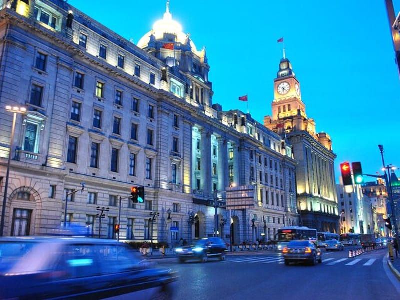Shanghai Bus Tour:Yu Garden,Chenghuang,Zhujiajiao Water Town,Bund