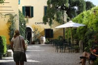 Wine Tasting in Historical Center of Lazise 2