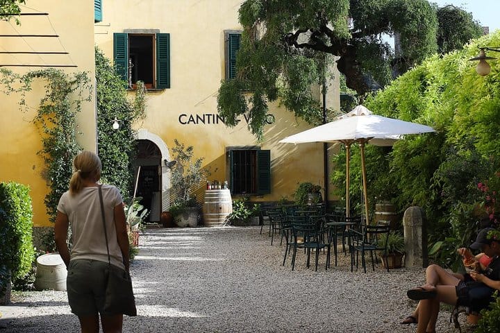 Wine Tasting in Historical Center of Lazise 2