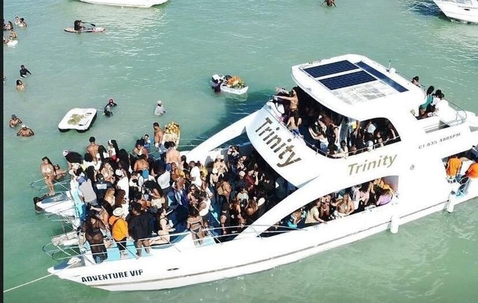 Punta Cana Party Boat Tour with DJ and Open Bar