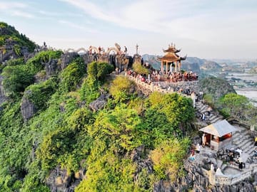 Ninh Binh 1 Day Tour from Hanoi to Hoa Lu Tam Coc and Mua Cave