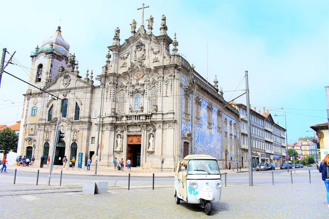 Full-Day Private Tuk Tuk All Around Porto 5
