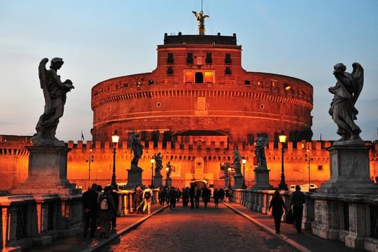 Rome and The Vatican: Angels & Demons Mystery Game (Pantheon, Fontana di Trevi)