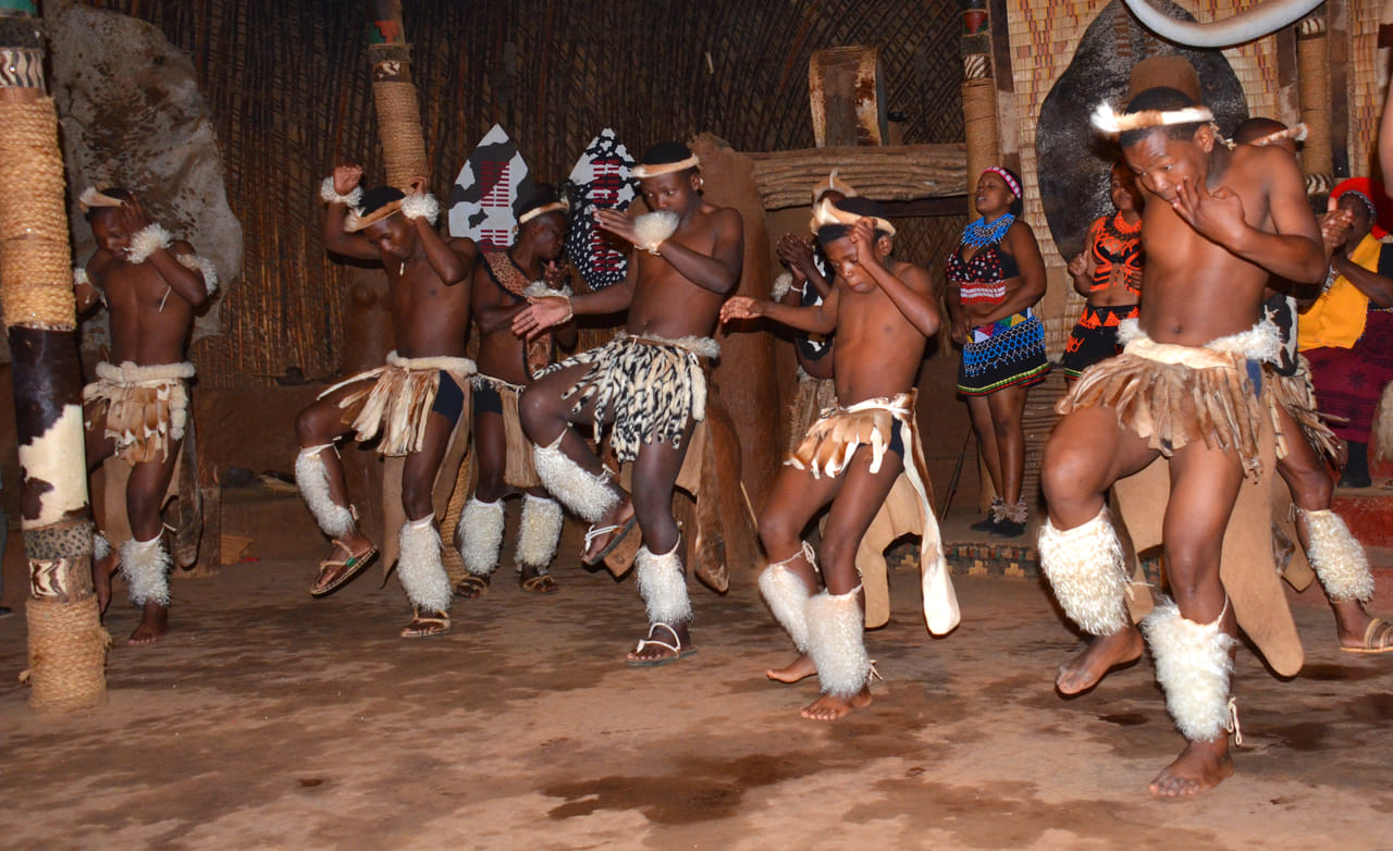 Shakaland Zulu Village & Dlinza Forrest 8