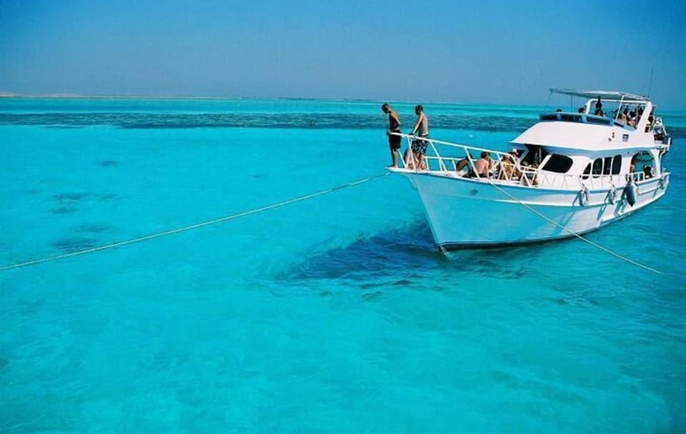 Giftun Island Private Snorkeling Trip from Hurghada with Pickup