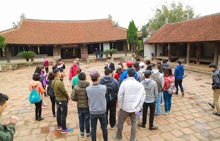 Cultural Bike and Minivan Tour of Duong Lam Village, Hanoi