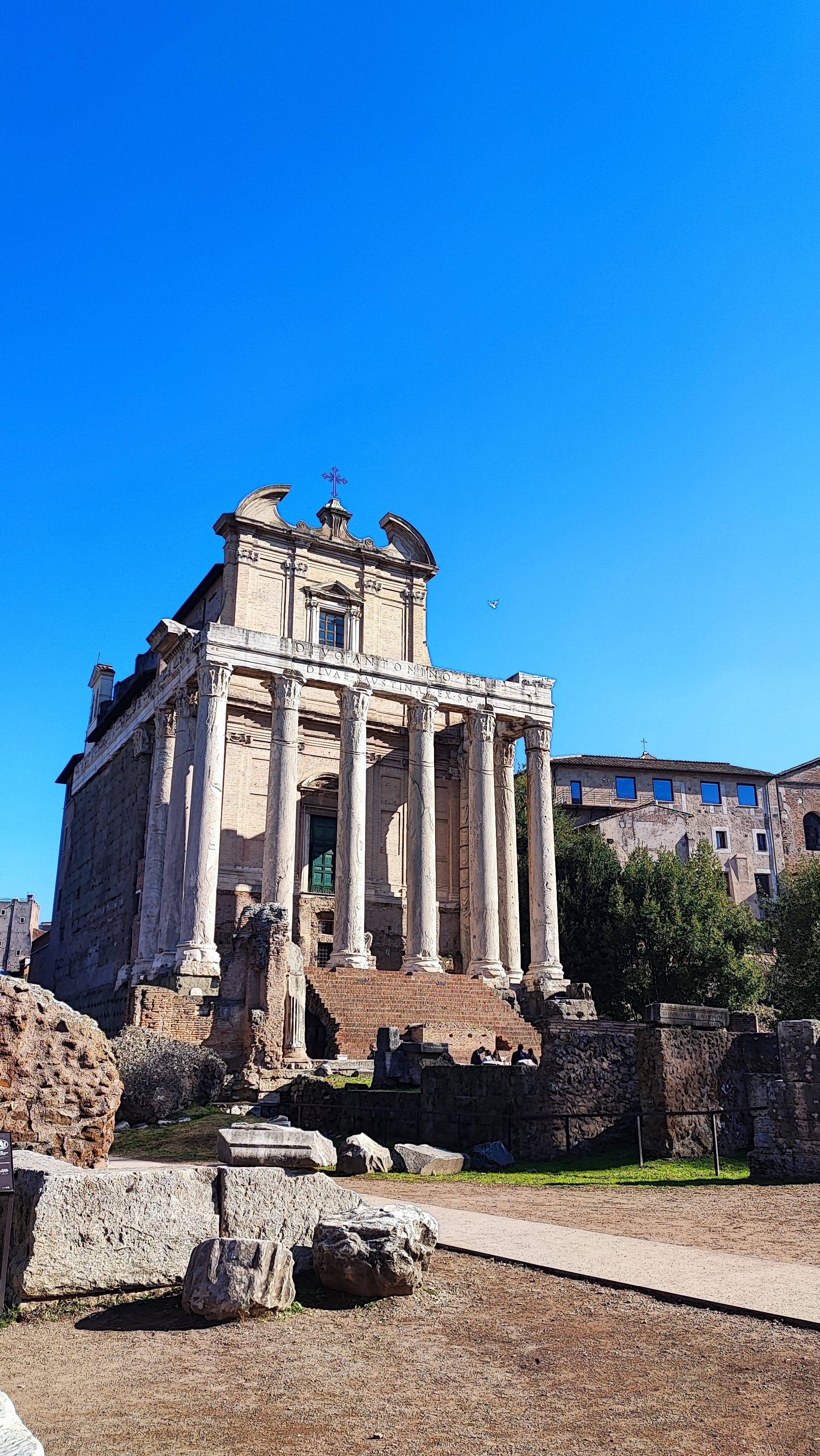 Explore Ancient Rome’s three iconic sites in one seamless private tour with panoramic photo stops.