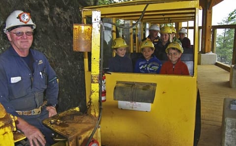 Family Day Tour to Squamish with Britannia Mine and Porteau Cove