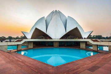 Cultural Tour of Delhi, Agra, and Jaipur by AC Train