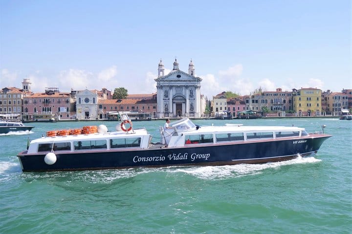 Morning Venice Lagoon Cruise: Murano and Burano Islands 4