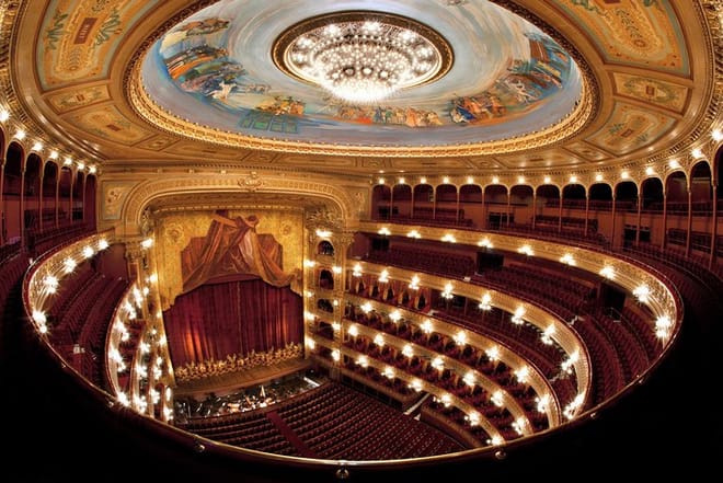 Teatro Colon Skip-the-Line plus Palaces of Buenos Aires Tour
