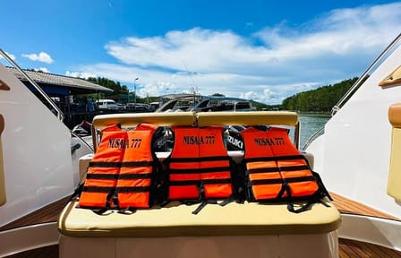 Speedboat Tour of 5 Islands from Phuket to Krabi