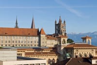 Geneva Full Day Private Trip to Interlaken and Grindelwald  3