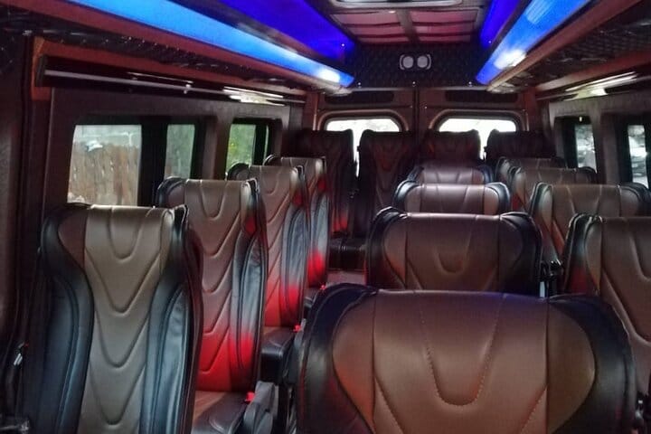 4 Full days in Georgia with private tour, free aiport