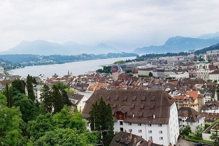 Geneva Full Day Private Trip to Interlaken and Grindelwald  4
