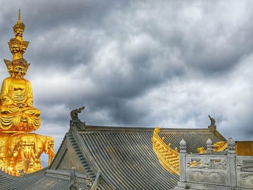 Mt Emei and Giant Buddha 2 Days Tour