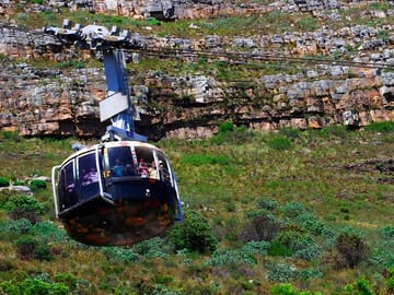 Cape Town Table Mountain and Camps Bay Scenic Tour