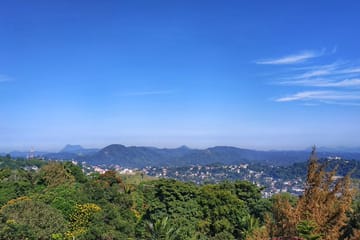 Along The Mahaweli River Cycle Ride And Exploring The Kingdom of Kandy