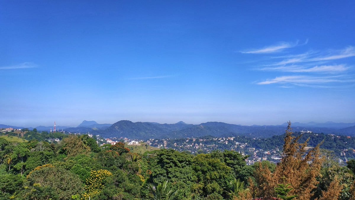 Along the Mahaweli River Cycle Ride and Exploring the Kingdom of Kandy 3