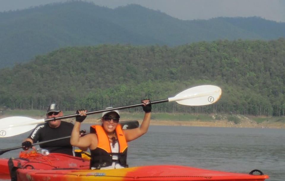 Play Day at Sirilanna Lake Kayaking or SUP from Chiang mai