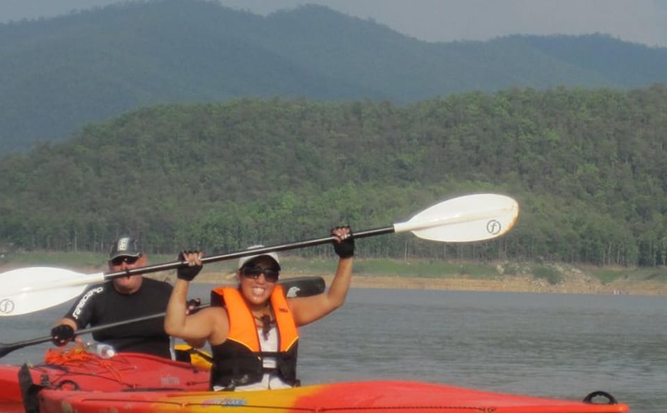 Kayaking or SUP Experience at Sirilanna Lake, Chiang Mai