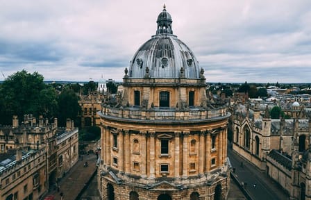 Oxford and Bourton-on-the-Water Day Tour from London