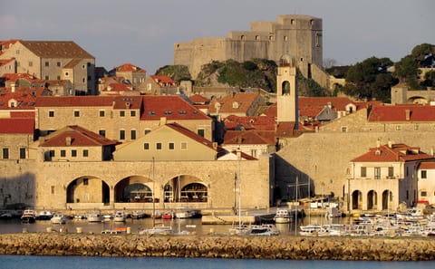 10-Day Island Hopping Tour from Zagreb to Dubrovnik