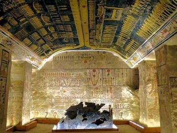 Luxor Day Tour: Valley of the Kings and Hatshepsut Temple