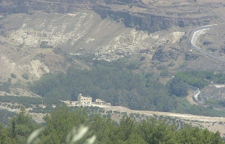 Private Dana Biosphere Reserve Experience Overnight with Optional Rumana Visit