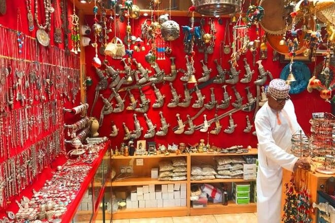 Private Day Trip to Nizwa, Misfat Al Aberyeen, Al Hamra 6