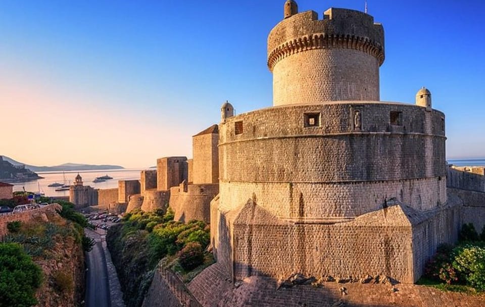 Dubrovnik City Walls Guided Walking Tour with Entrance Ticket
