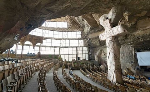 Cave Church & Garbage City Experience in Cairo (Private Tour)