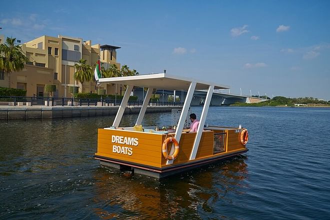 Café flotante Dream Boats de 45 minutos en Dubái