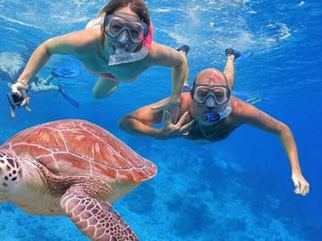 Private 4-Hour Speedboat and Snorkeling Tour in Hurghada