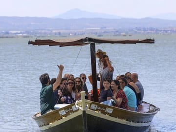 Albufera Boat Tour and Paella Meal from Valencia